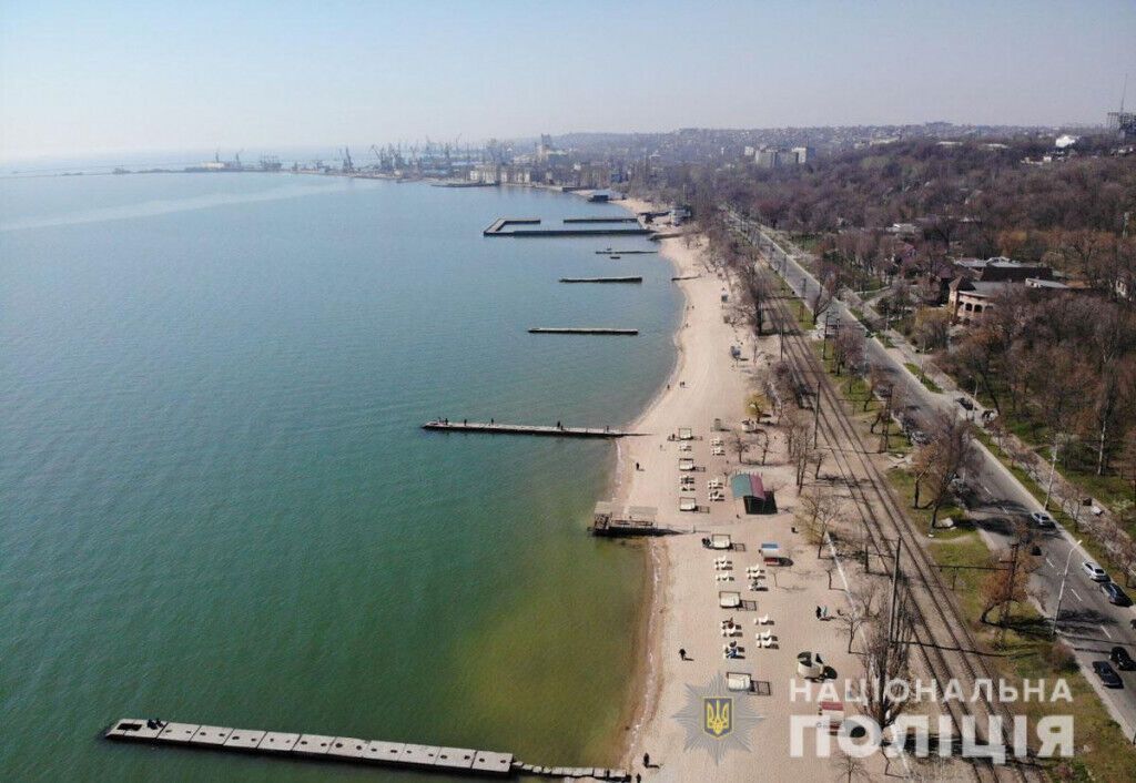 Поліцейські Донеччини проводять масштабну профілактичну кампанію у зв’язку з посиленням карантинних заходів