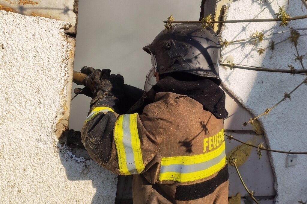 Чернігівська область: під час пожежі травмовано чоловіка