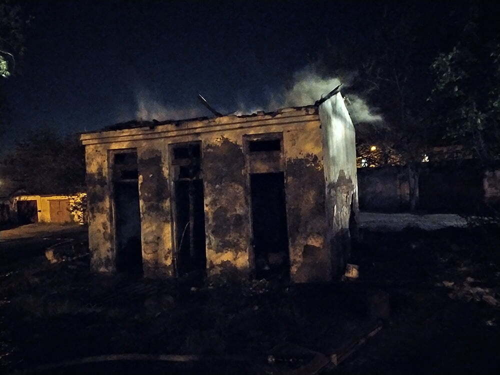 За минулу добу вогнеборці Миколаївщини ліквідували дві пожежі у приватному секторі