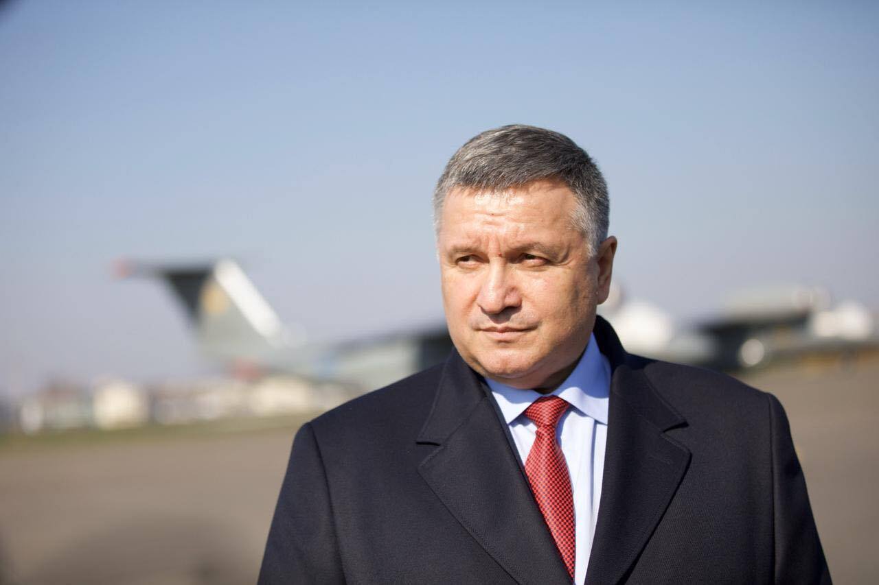 20 медиків систем МВС та МОЗ відлетіли допомагати італійським лікарям