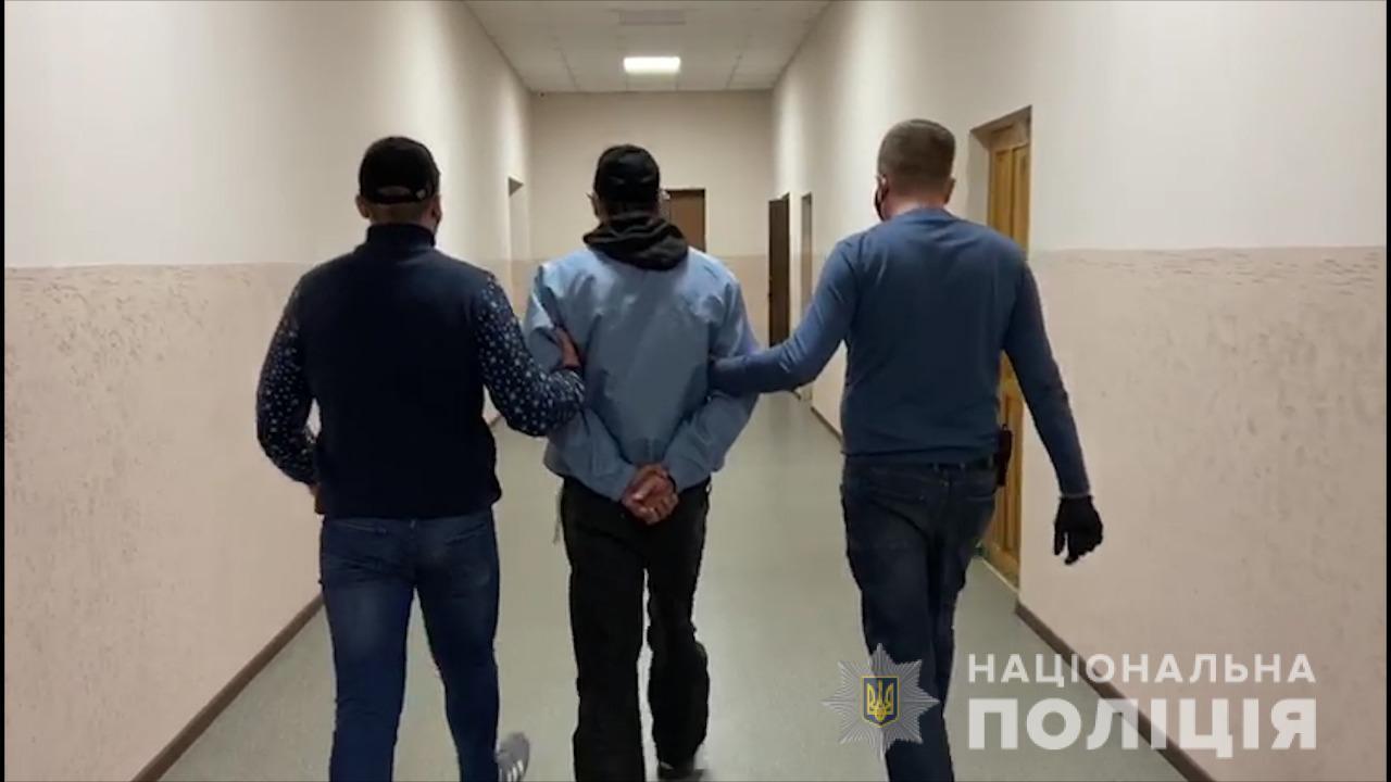 Поліцейські викрили 35-річного одесита у незаконному заволодінні мопедом жителя Малиновського району