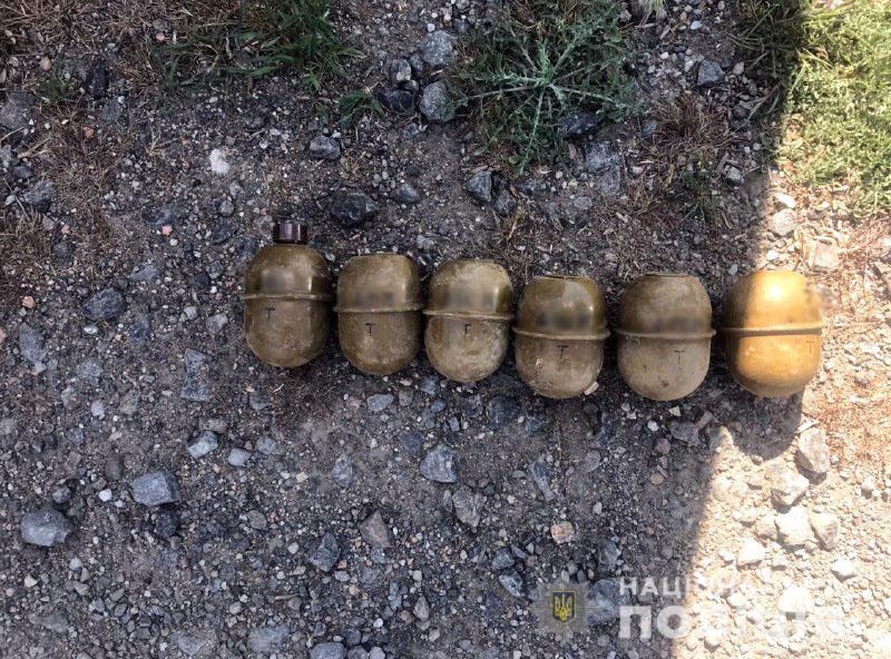 У Дружківці та поблизу Маріуполя правоохоронці вилучили боєприпаси