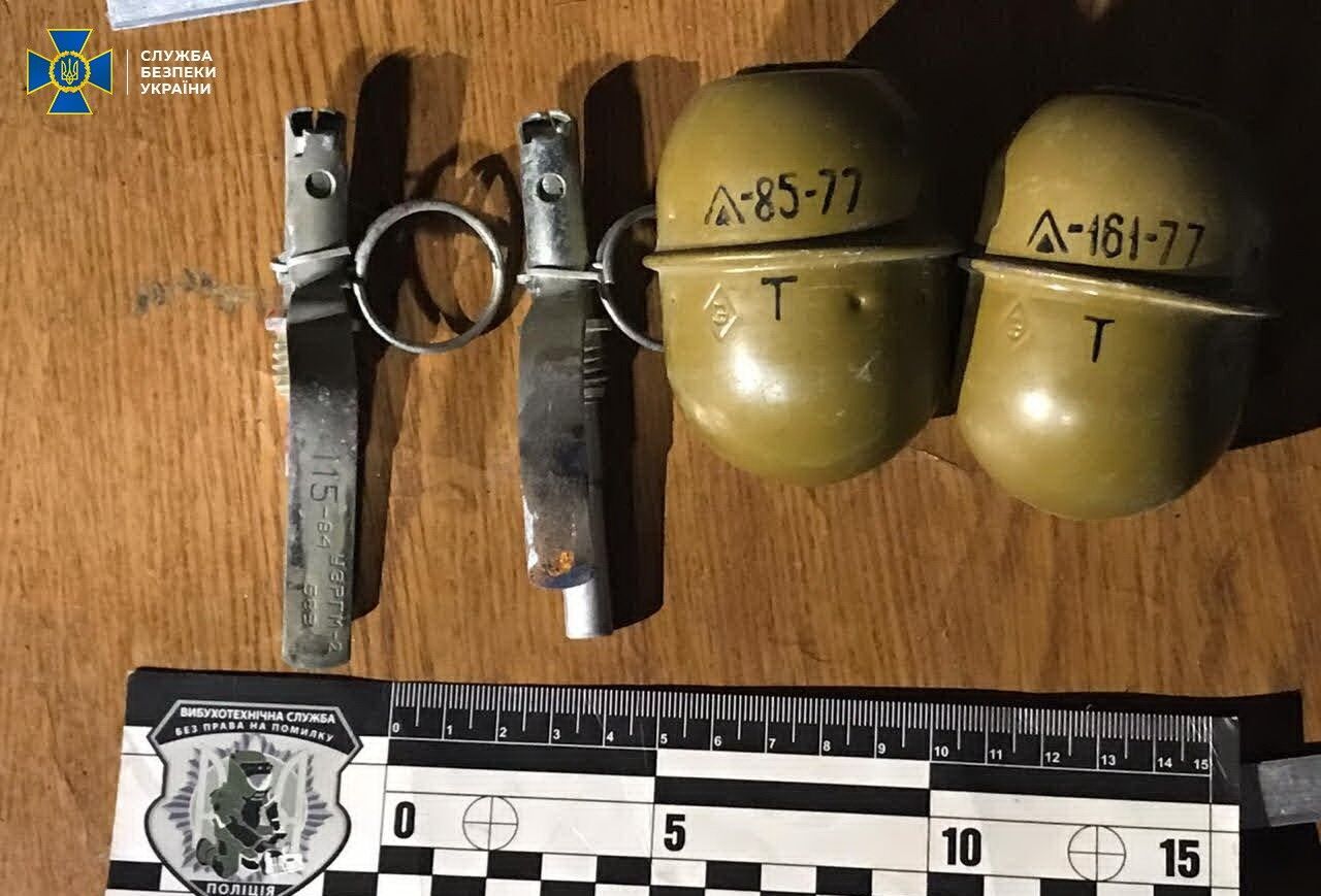 На Дніпропетровщині СБУ викрила угруповання торгівців зброєю