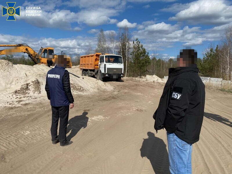 На Рівненщині СБУ блокувала незаконний видобуток піску в промислових масштабах