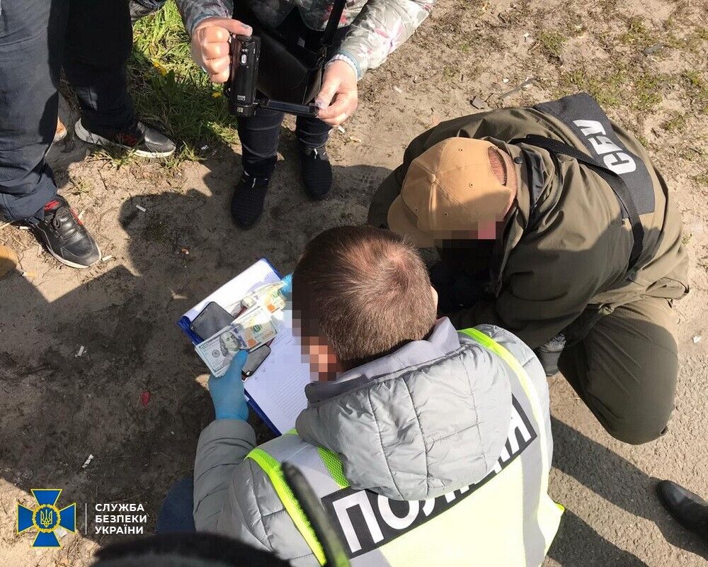 Контррозвідка СБУ припинила механізм нелегальної міграції іноземців до ЄС
