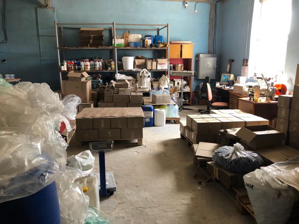 На Сумщині припинено виробництво та реалізацію фальсифікованого антисептика (ФОТО)