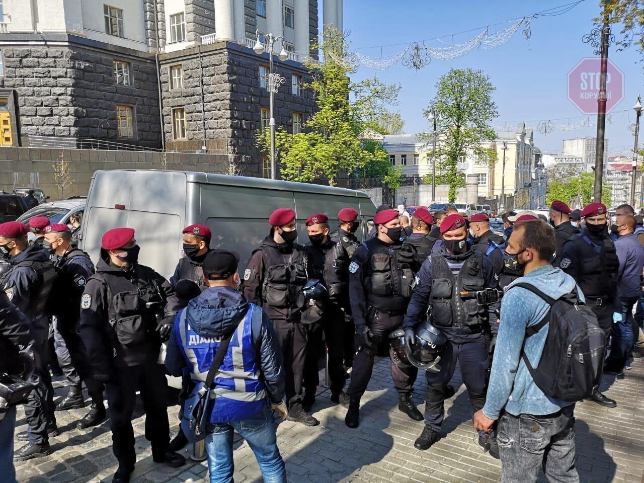  Фото: Стопкор