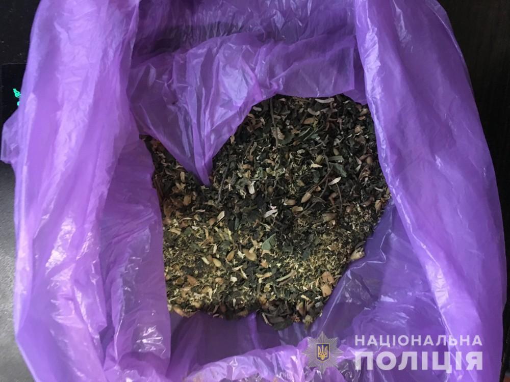 Правоохоронці завершили досудове розслідування за фактом збуту групою осіб  особливо небезпечних психотропних речовин на території Одеси