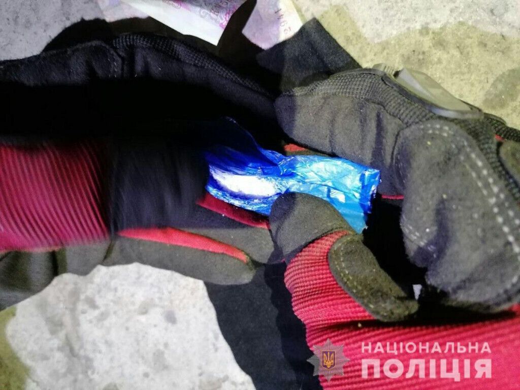 Слов'янські оперативники затримали чотирьох наркозбувальників