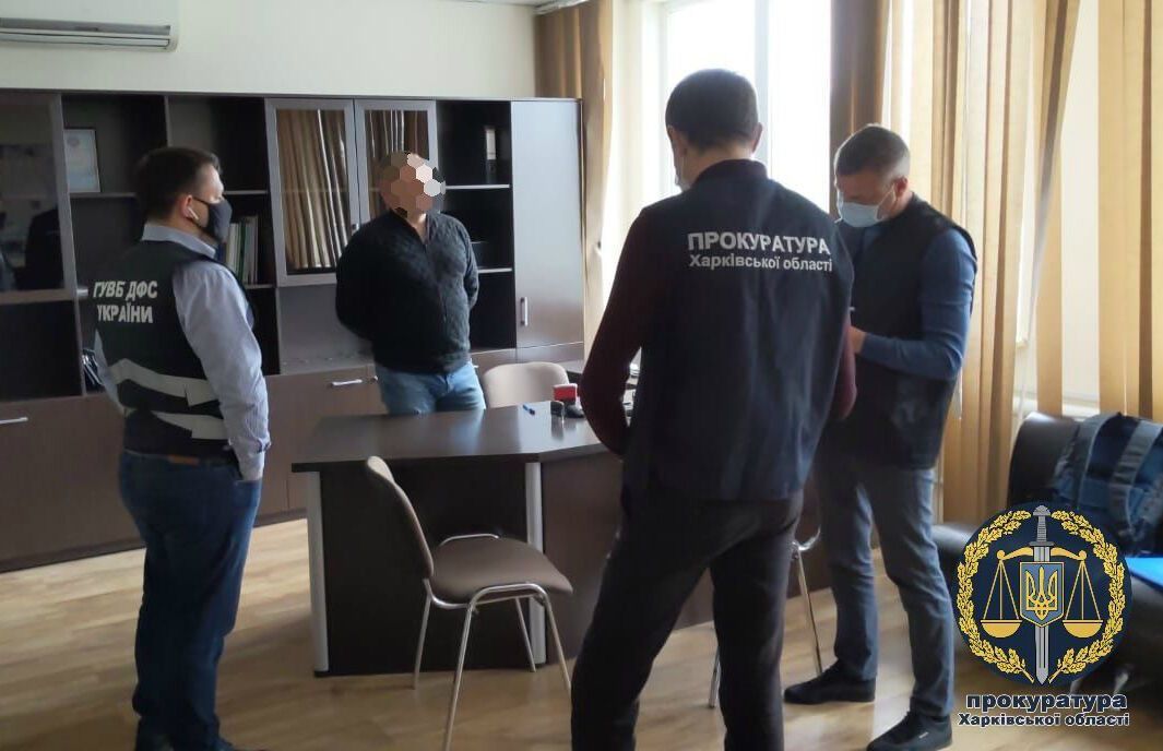 Понад 1,6 млн грн збитків державі: заступнику начальника Харківської митниці ДФС повідомлено про підозру