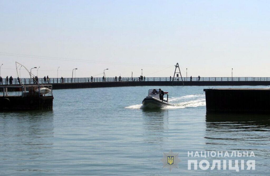 Поліцейські Донеччини проводять масштабну профілактичну кампанію у зв’язку з посиленням карантинних заходів