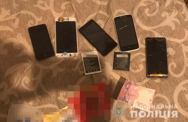 Слідчі поліції Києва скерували до суду обвинувальний акт відносно злочинної групи, яка шахрайським шляхом заволоділа понад мільйоном гривень киян