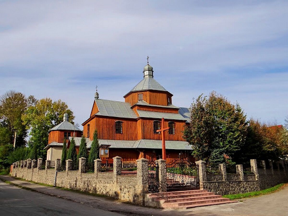 В ''украинском Ухане'' Монастыриске, где заразились десятки врачей, почти не осталось медикаментов