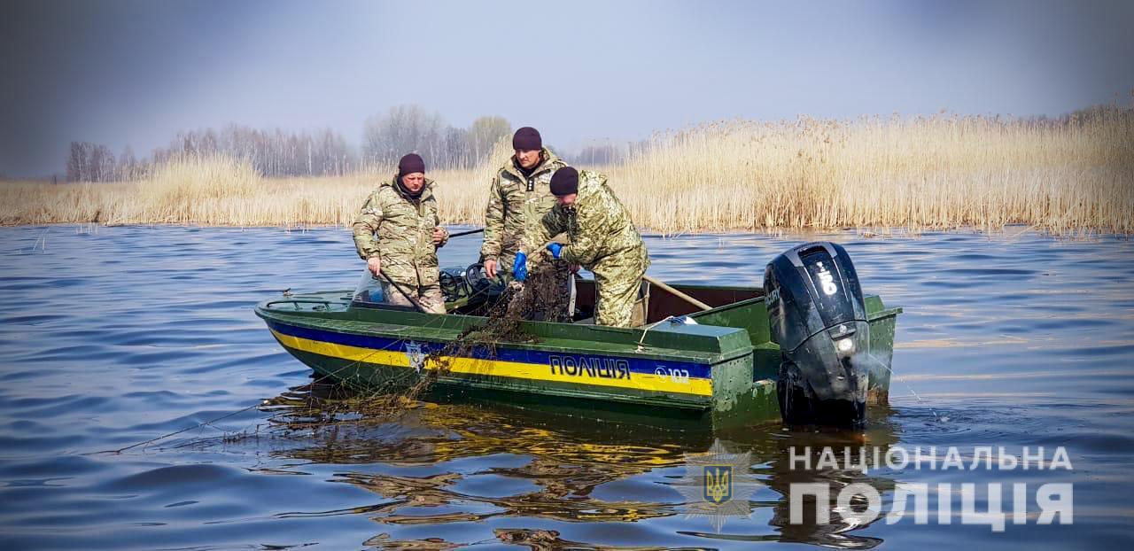 Упродовж місяця поліція на воді попередила завдання збитків державі на суму понад &nbsp;два &nbsp;мільйони гривень