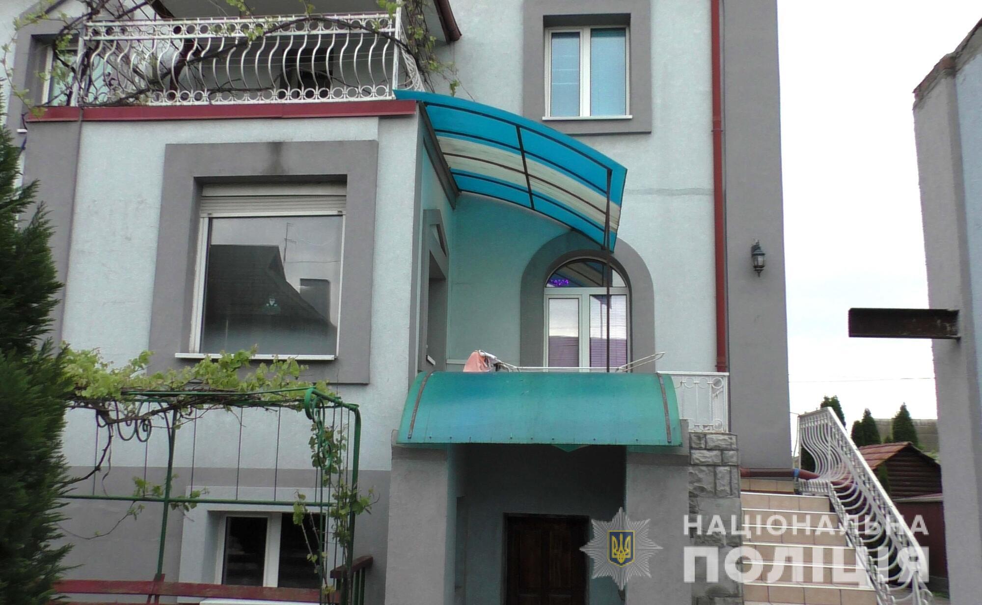 Правоохоронці Рівненщини викрили злочинну групу, яка під приводом реабілітації незаконно позбавляла волі жителів різних регіонів