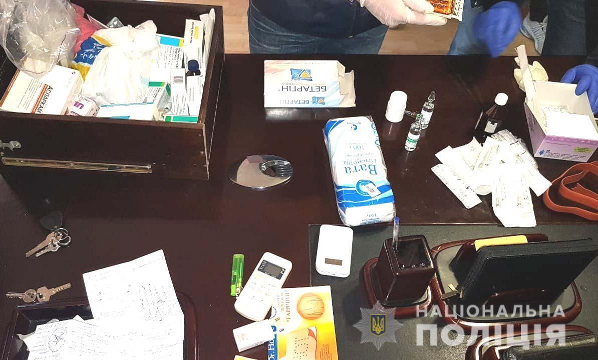 Правоохоронці Рівненщини викрили злочинну групу, яка під приводом реабілітації незаконно позбавляла волі жителів різних регіонів