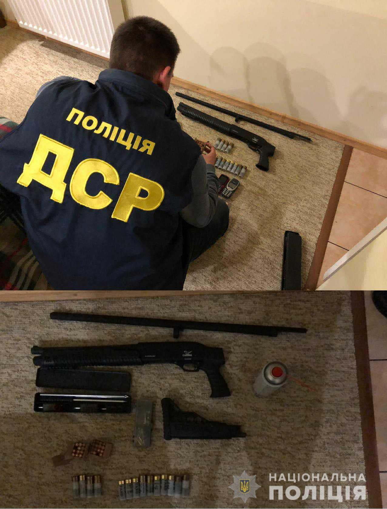 На Одещині правоохоронці затримали зловмисників за незаконне зберігання зброї