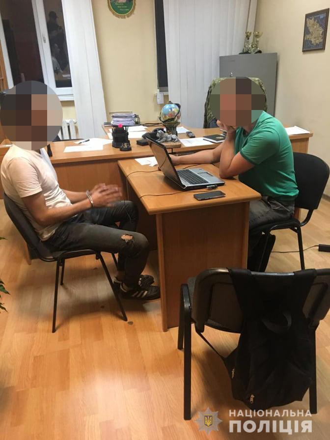 Слідчі оголосили волинянину про підозру за незаконне переправлення іноземців через держкордон України до Республіки Польща