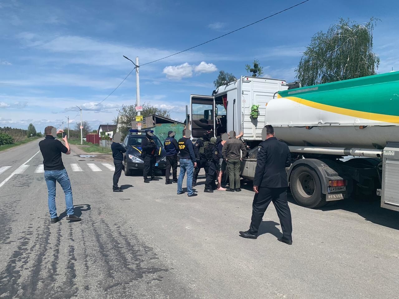 Збут викраденого армійського пального на понад 10 млн грн – викрито злочинну групу на чолі з військовими (ФОТО)