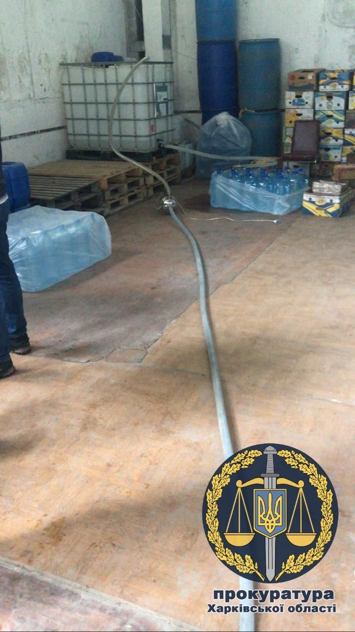 34 тонни контрафактного спирту: викрито підпільні виробництва лікеро-горілчаних виробів (ФОТО)