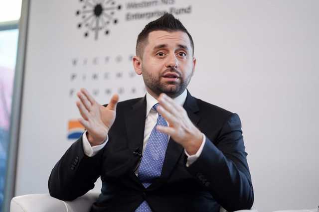 Арахамия хочет, чтобы Рада начала работать уже 18 мая