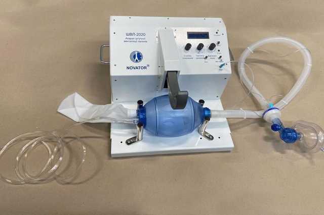 Порвут легкие: Анестезиологи призвали Зеленского отказаться от украинского аппарата ИВЛ, который лоббировал “слуга народа”