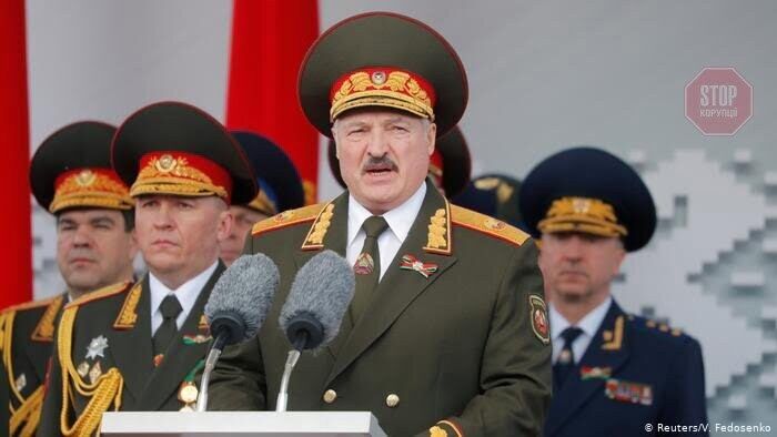У Мінську пройшов військовий парад на честь Дня перемоги (фото)