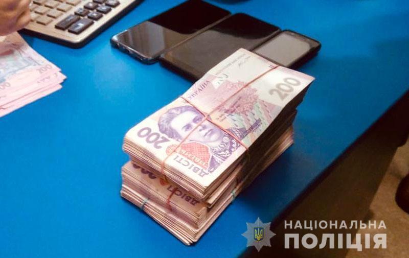 Слідчі поліції Криму скеровали до суду обвинувальні акти відносно осіб, причетних до вимагання грошей та незаконного заволодіння авто