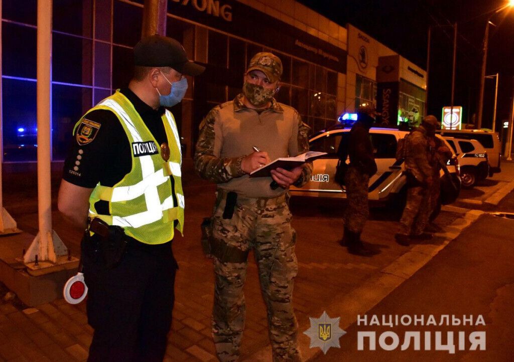 Поліцейські Донеччини провели комплексне відпрацювання Маріуполя