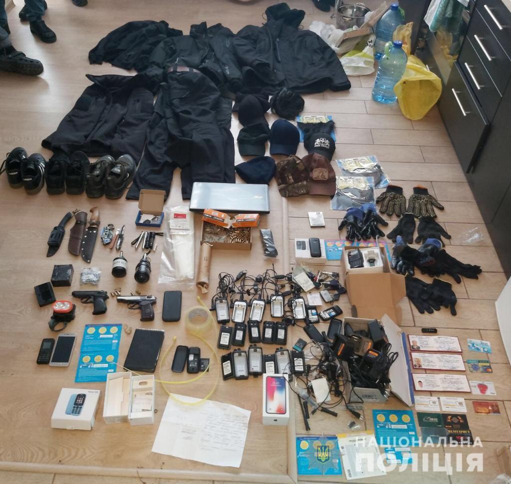 Поліція Київщини затримала озброєну  банду, яка скоювала зухвалі розбійні напади на підприємства області