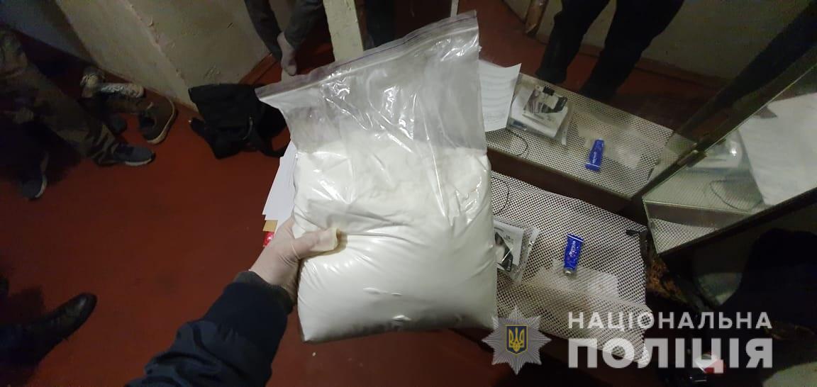 Нацполіція викрила на Київщині злочинну групу, яка видавала себе за поліцейських