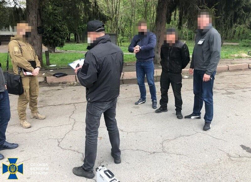 СБУ затримання: На Житомирщині керівник одного з підрозділів Нацполіції систематично отримував гроші з легальних перевізників лісопродукції