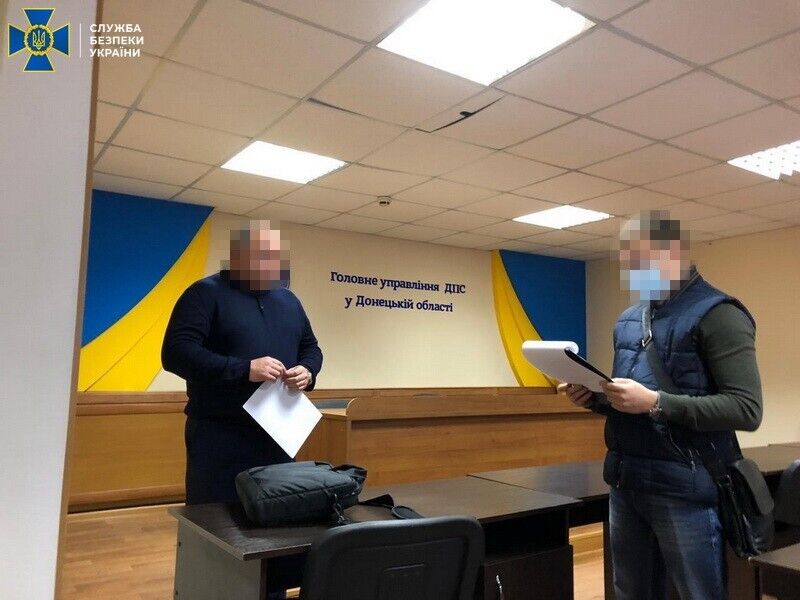 СБУ підозрює колишнє керівництво Державної податкової служби у «кришуванні» конвертцентрів