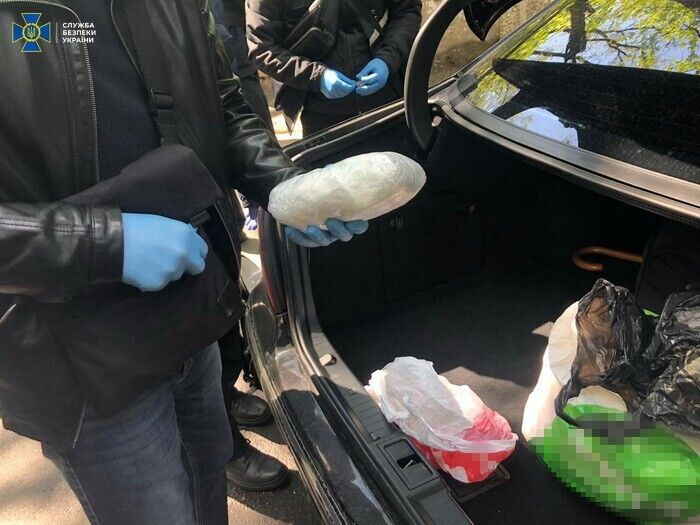 У Києві СБУ затримала наркоділка на збуті партії кокаїну на понад 30 тисяч доларів