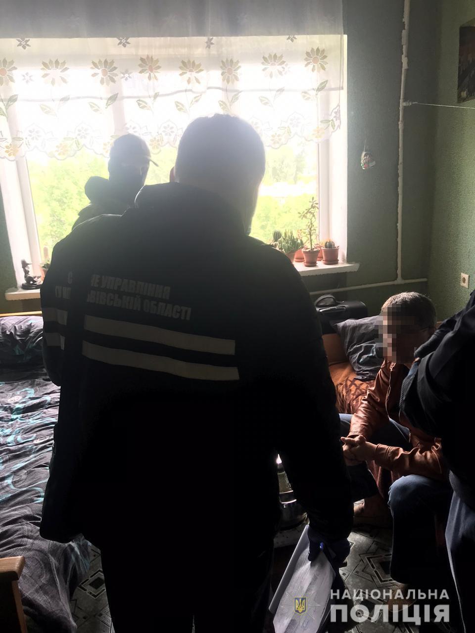 На Львівщині поліцейські припинили діяльність міжрегіональної злочинної групи, причетної до виготовлення та збуту наркотиків