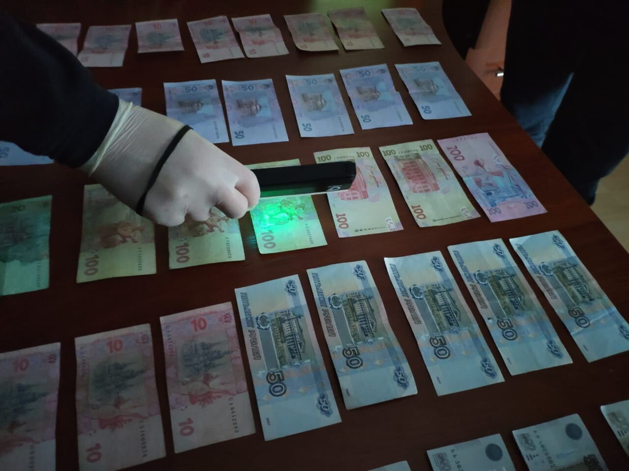 На Сумщині вимагали хабарі за безперешкодний перетин кордону під час карантину (ФОТО)