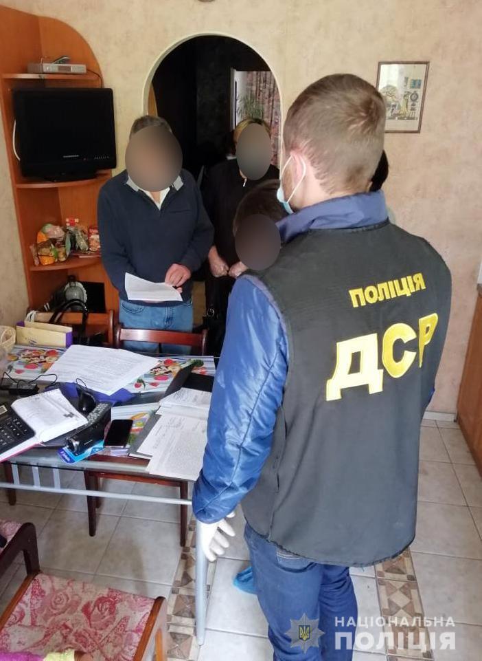 Слідчі Нацполіції повідомили про підозру учаснику злочинної групи в розтраті чужого майна на понад 2,5 мільйона гривень