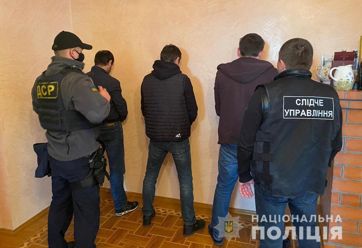 В Одесі поліція затримала групу квартирних крадіїв