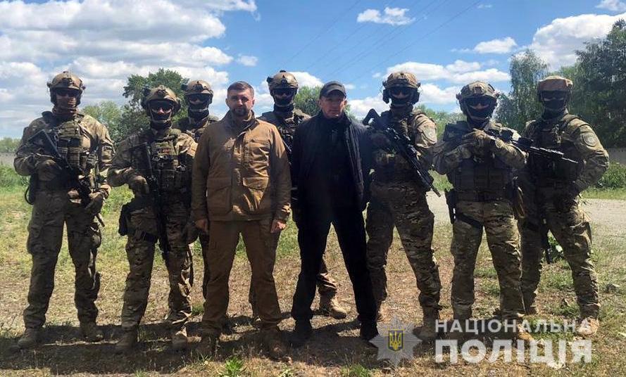 Поліція на воді та КОРД провели перші тактичні навчання з використанням нового катеру, розробленого для силових поліцейських спецоперацій