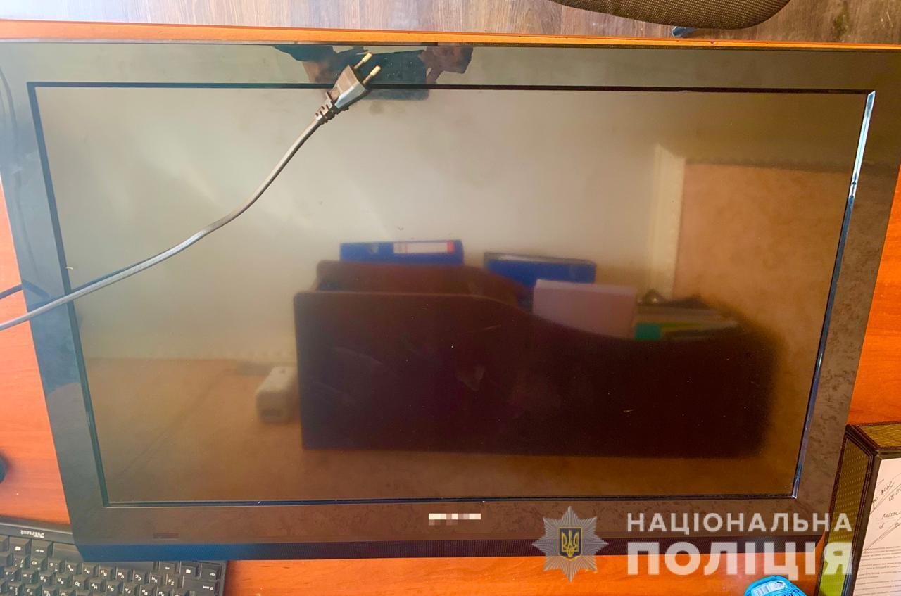 В Одесі поліцейські викрили жителя Суворовського району у привласненні майна з чужого помешкання