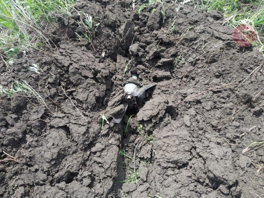 На Донбасі бойовики обстріляли околиці Павлополя з некерованих ракет (фото)