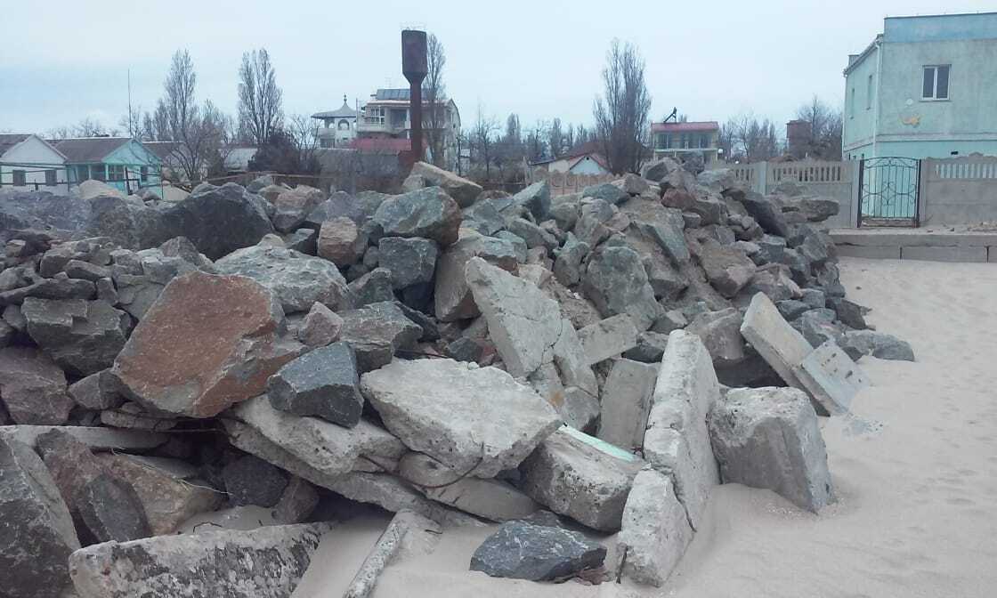 Посадовців Затоківської селищної ради та керівника підприємства-підрядника підозрюють у розтраті майже 1 млн грн (ФОТО)