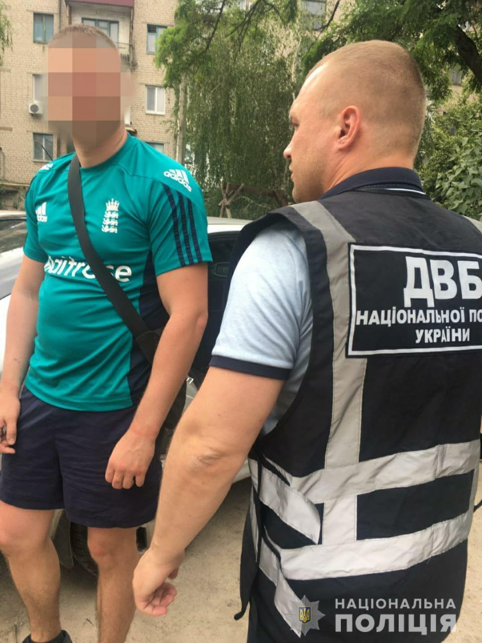 Під час поліцейської спецоперації затримано організовану злочинну  групу кваліфікованих квартирних крадіїв