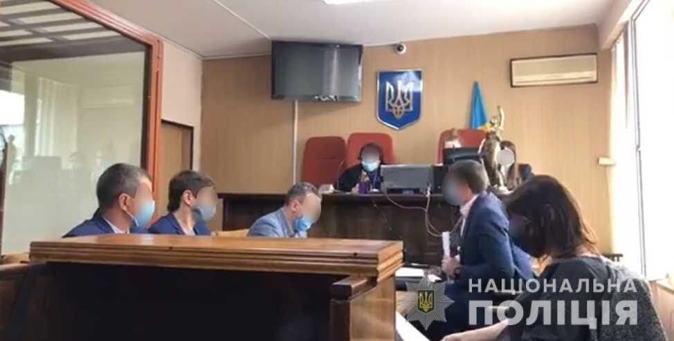 Суд обрав запобіжний захід ще трьом учасникам озброєного конфлікту з правоохоронцями на Харківщині