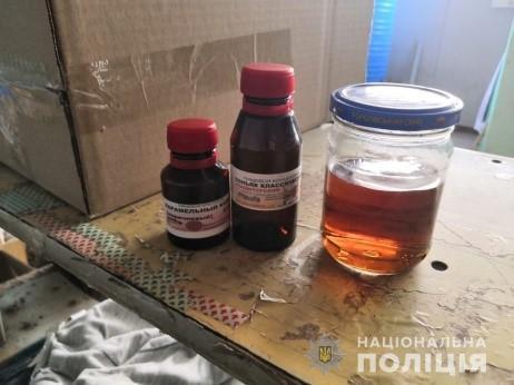 Правоохоронці виявили у Харкові підпільний цех з виготовлення спиртних напоїв