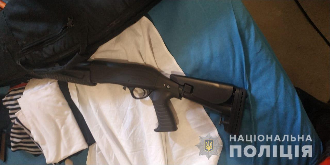 На Одещині поліцейські затримали групу підозрюваних у розбійному нападі