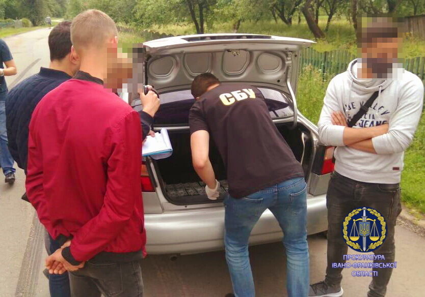 На Прикарпатті викрито на хабарі у 3400 доларів США голову ОТГ