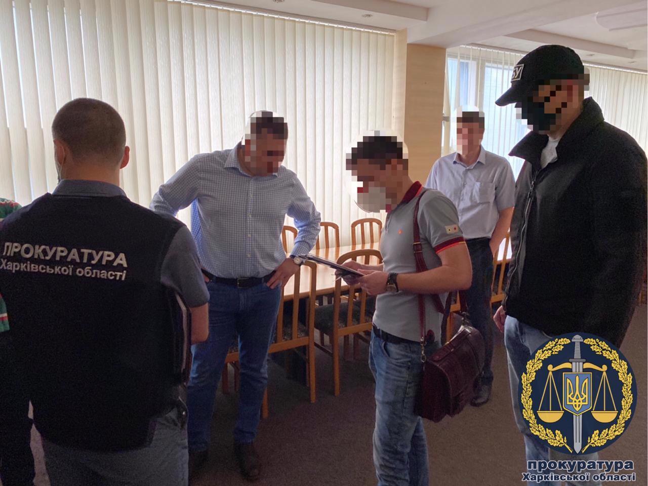 Збитки на суму майже 1 млн 200 тис. грн: двом посадовцям ДП «Завод «Електроважмаш» повідомлено про підозру (ФОТО)