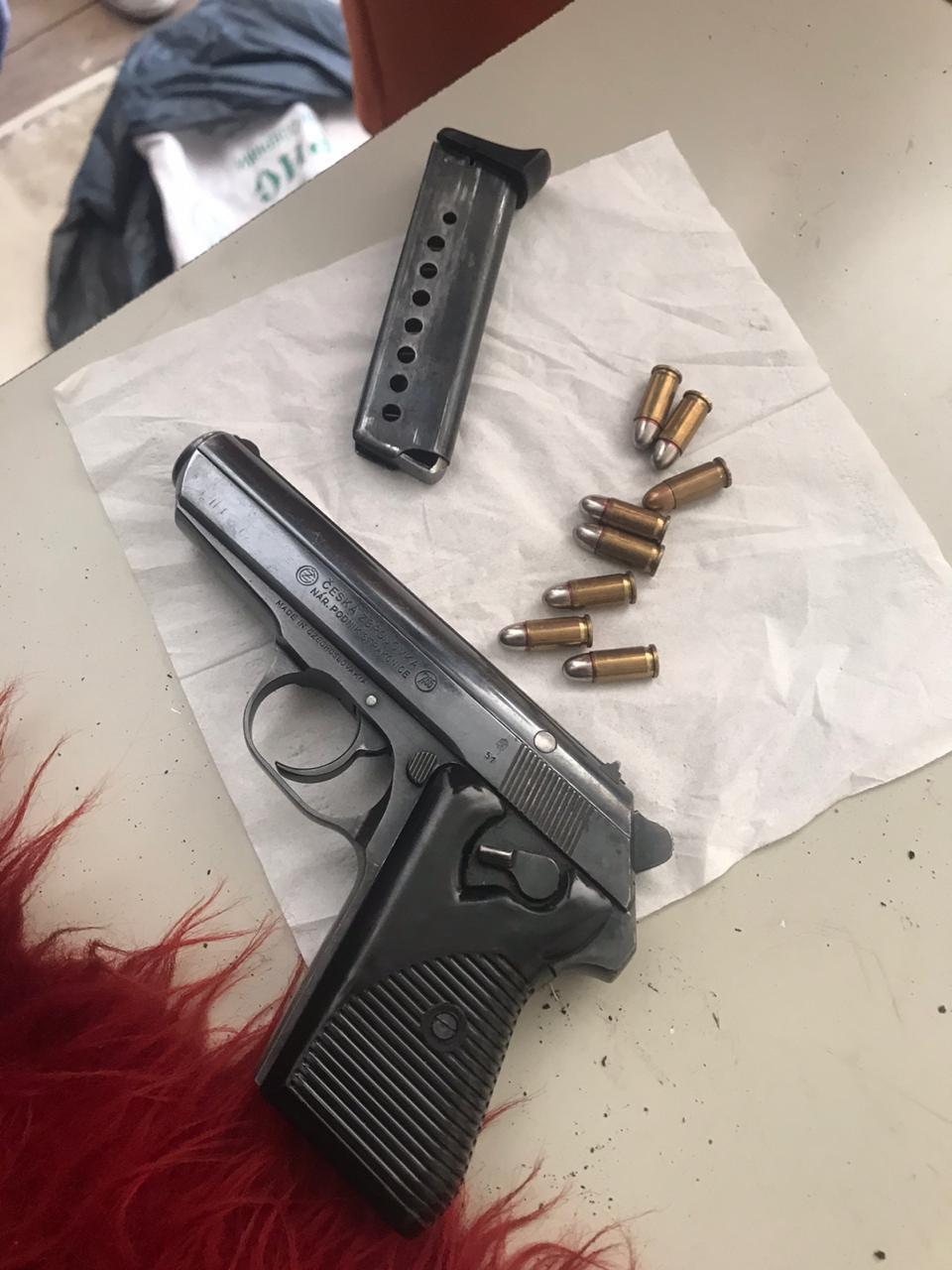 У Житомирі місцевого жителя підозрюють у незаконному збуті вогнепальної зброї і боєприпасів  (ФОТО)