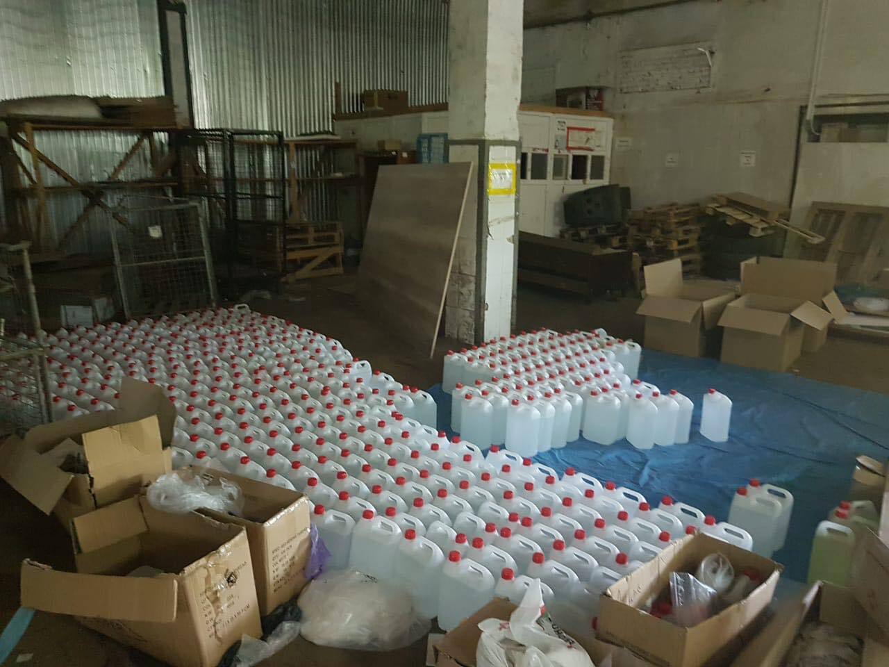 На Волині вилучили понад 3 тис л фальсифікованих антисептиків (ФОТО)